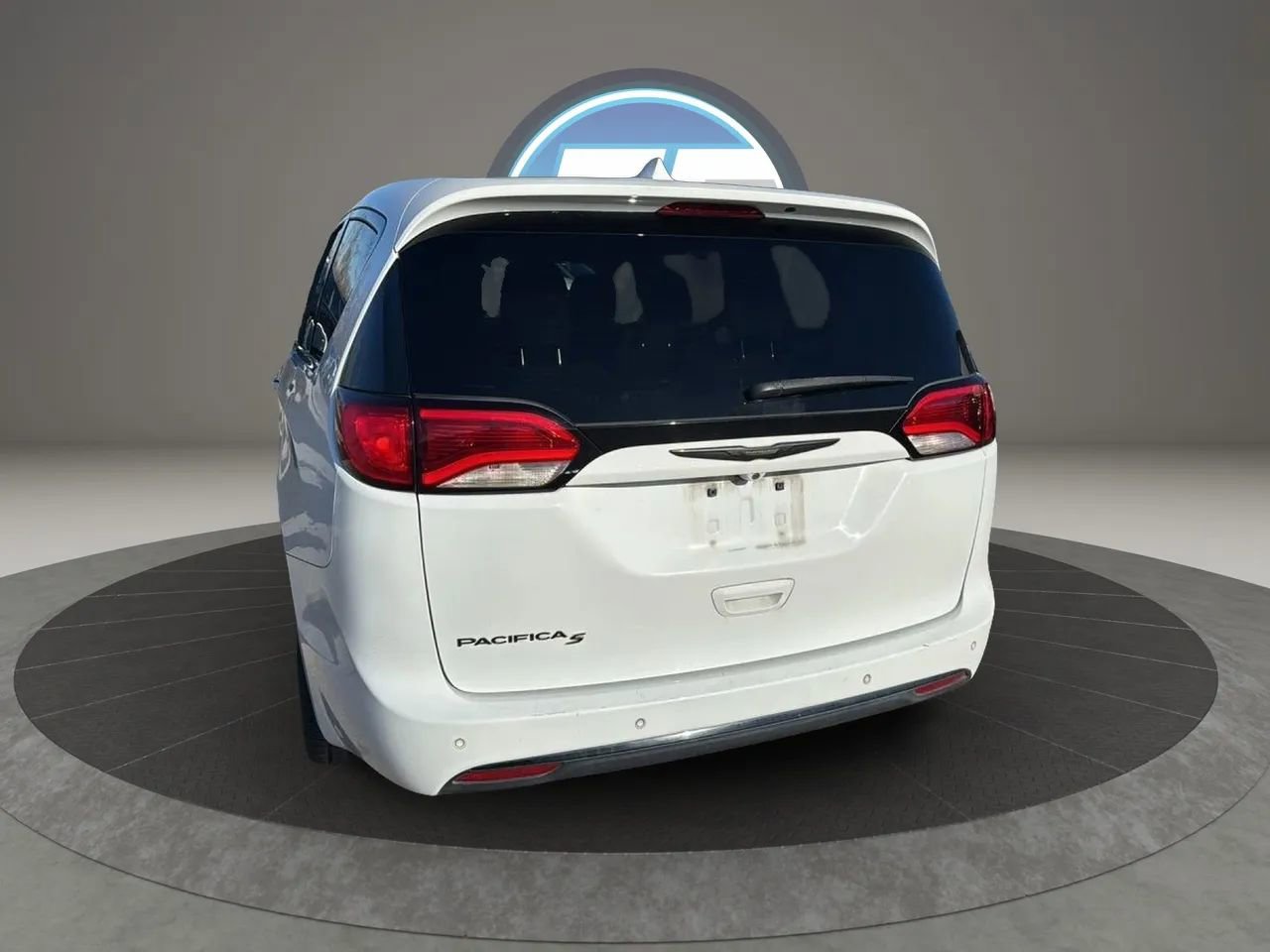 Used 2020 Chrysler Pacifica Touring w/ S Appearance Package FWD image 22