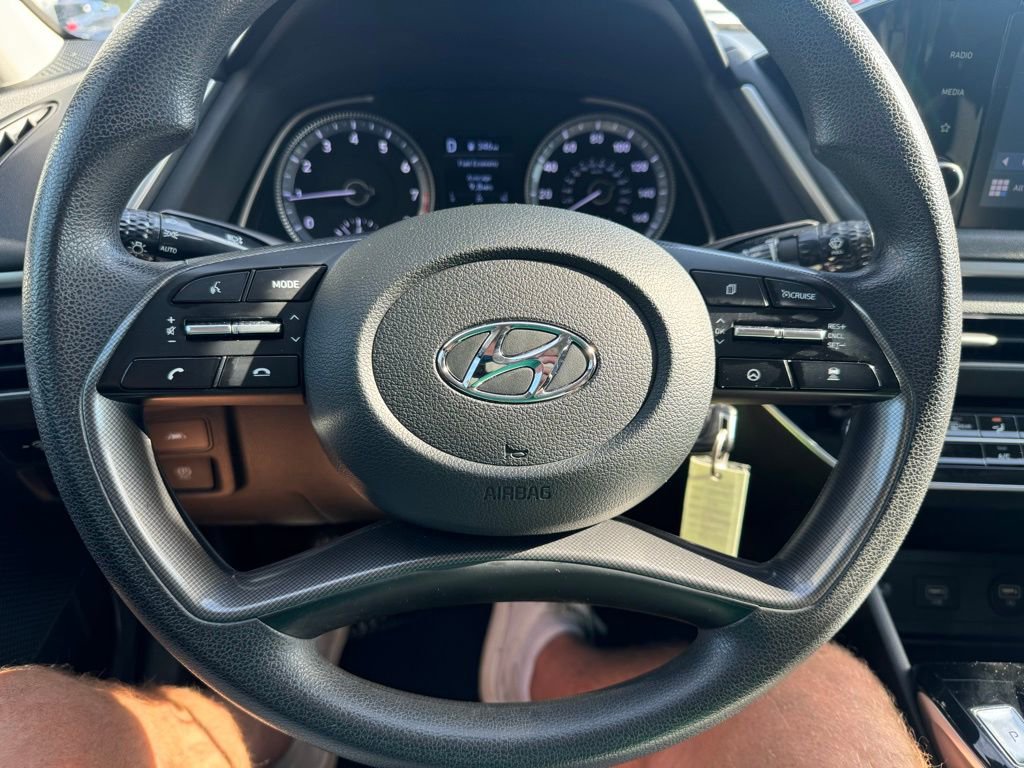 Used 2021 Hyundai Sonata SE FWD image 16