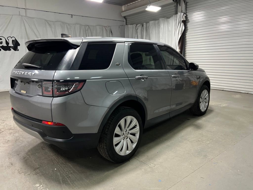 Used 2020 Land Rover Discovery Sport SE image 7