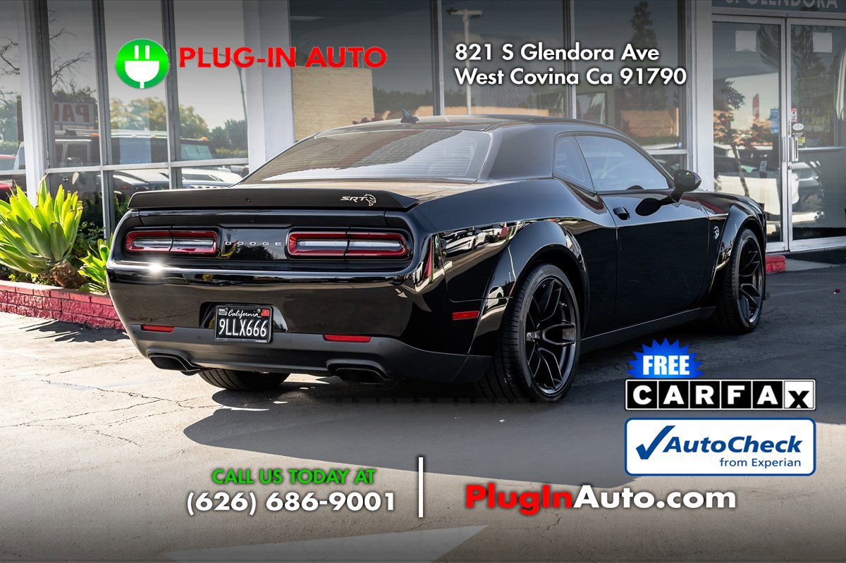 Used 2023 Dodge Challenger SRT Hellcat image 4