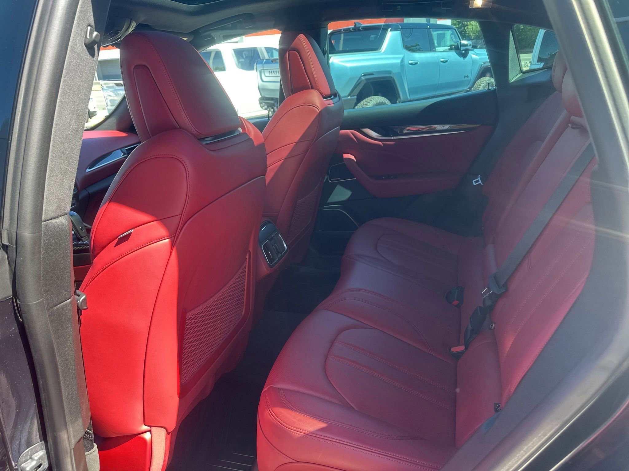 Used 2023 Maserati Levante Modena S AWD/4WD image 13