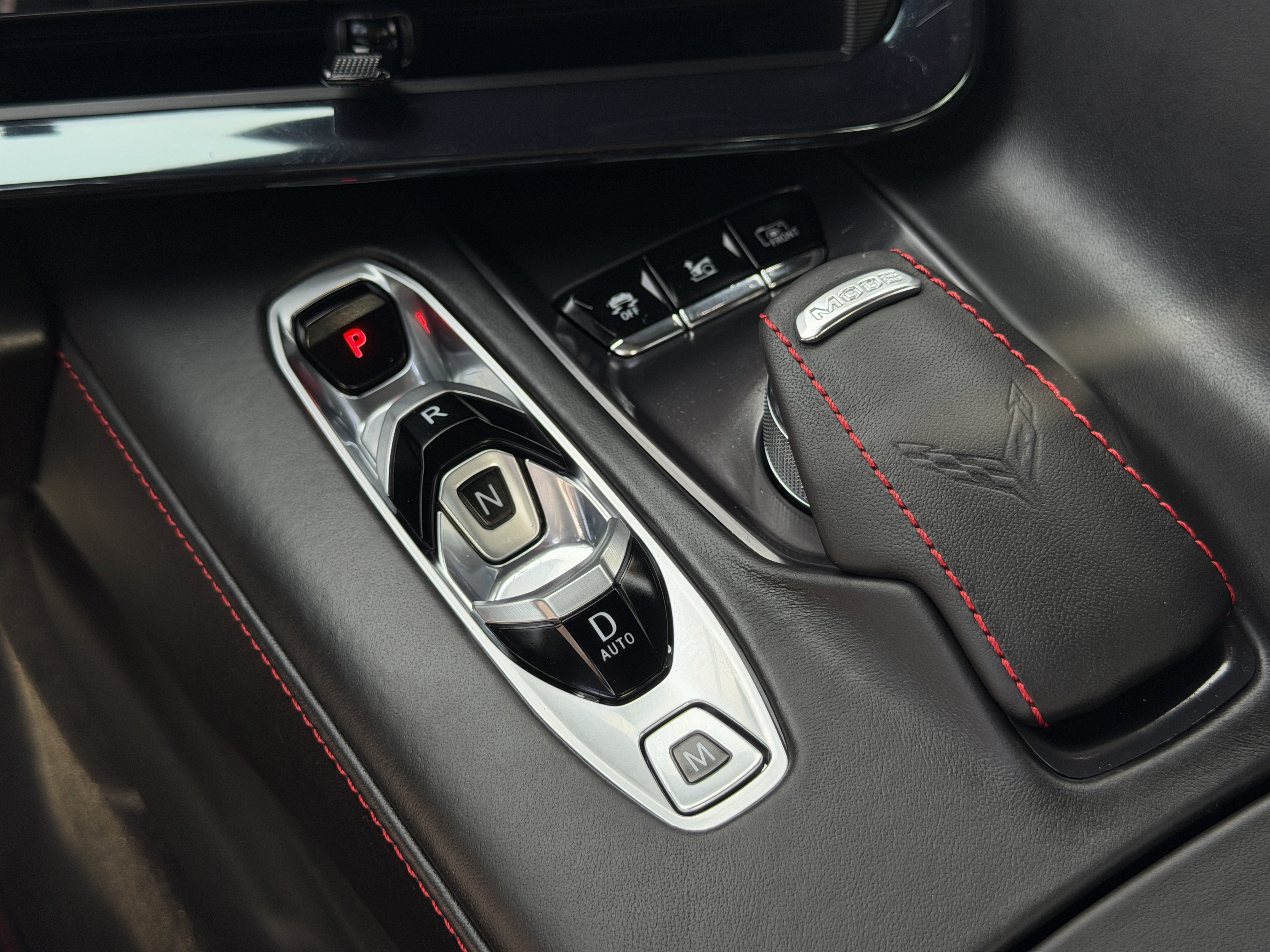 Certified 2024 Chevrolet Corvette Stingray Premium Conv RWD image 19