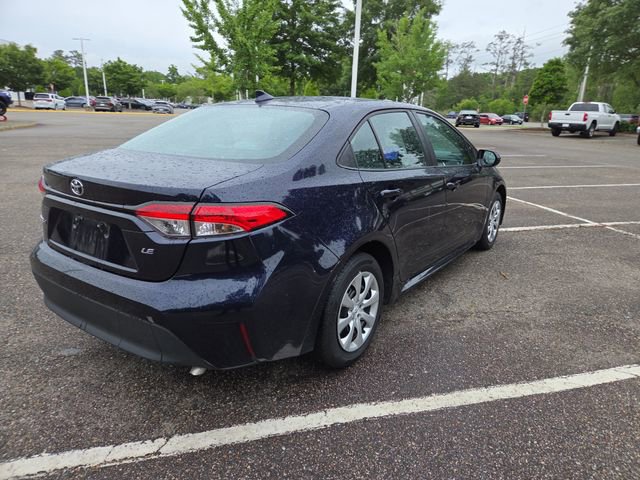 Used 2024 Toyota Corolla LE FWD image 3