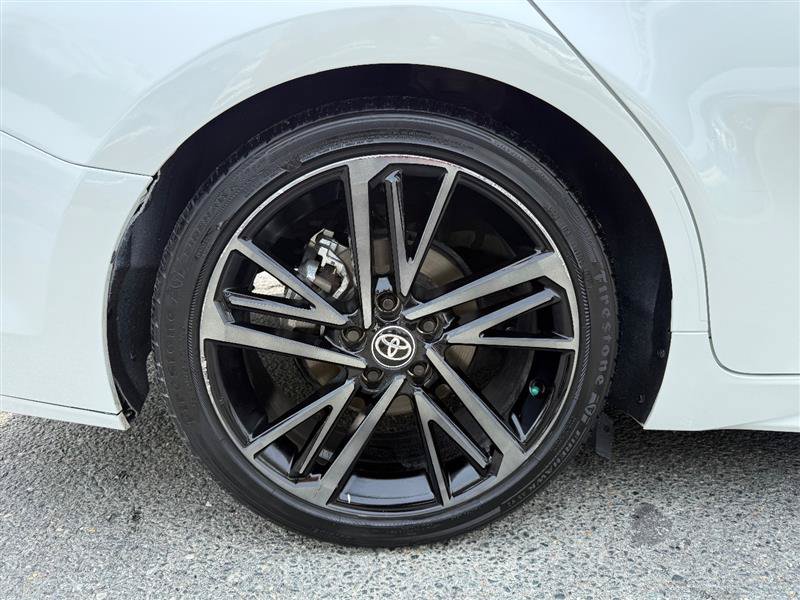 Used 2025 Toyota Camry XSE FWD image 12