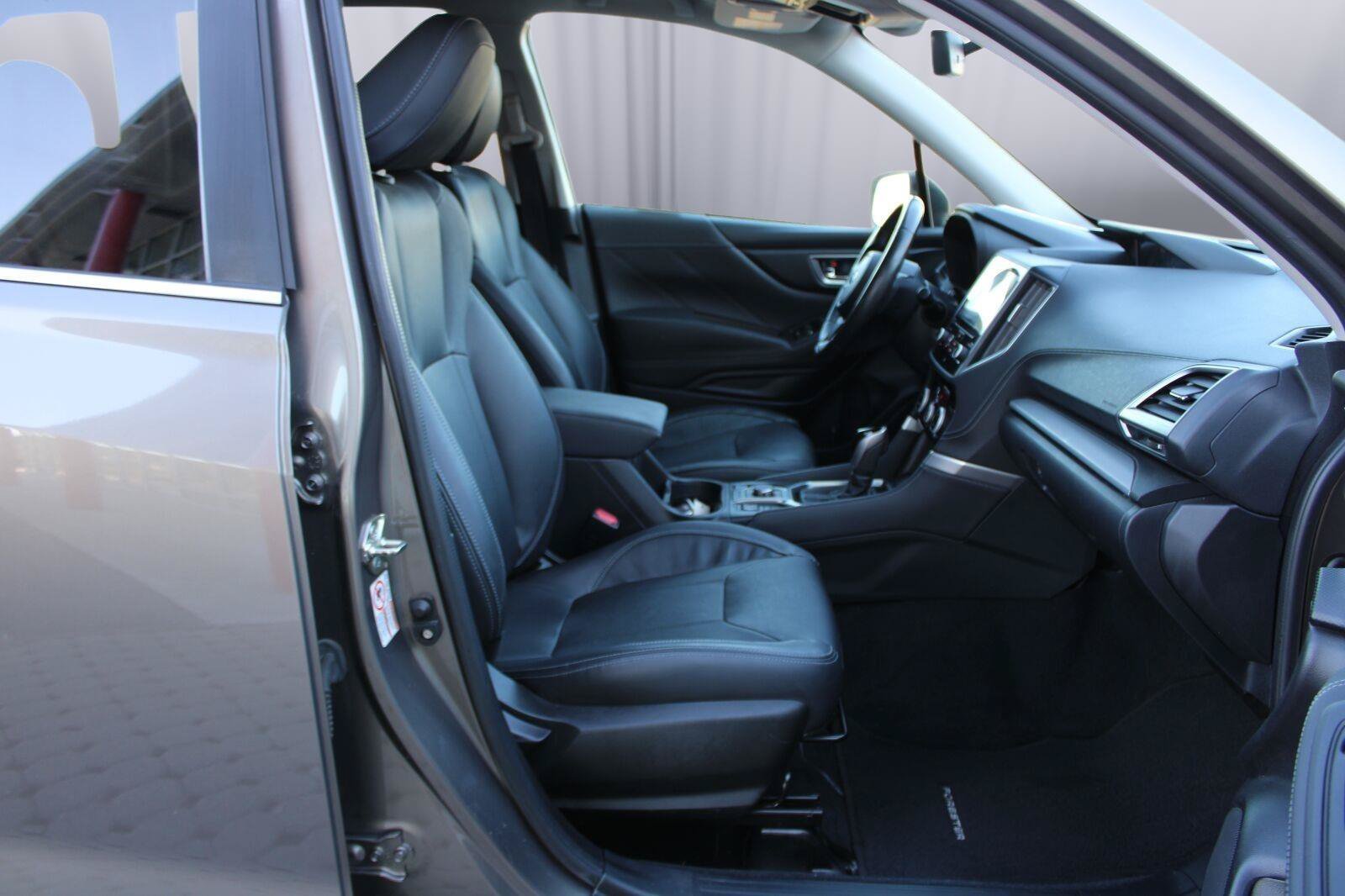 Used 2019 Subaru Forester Limited AWD/4WD image 39