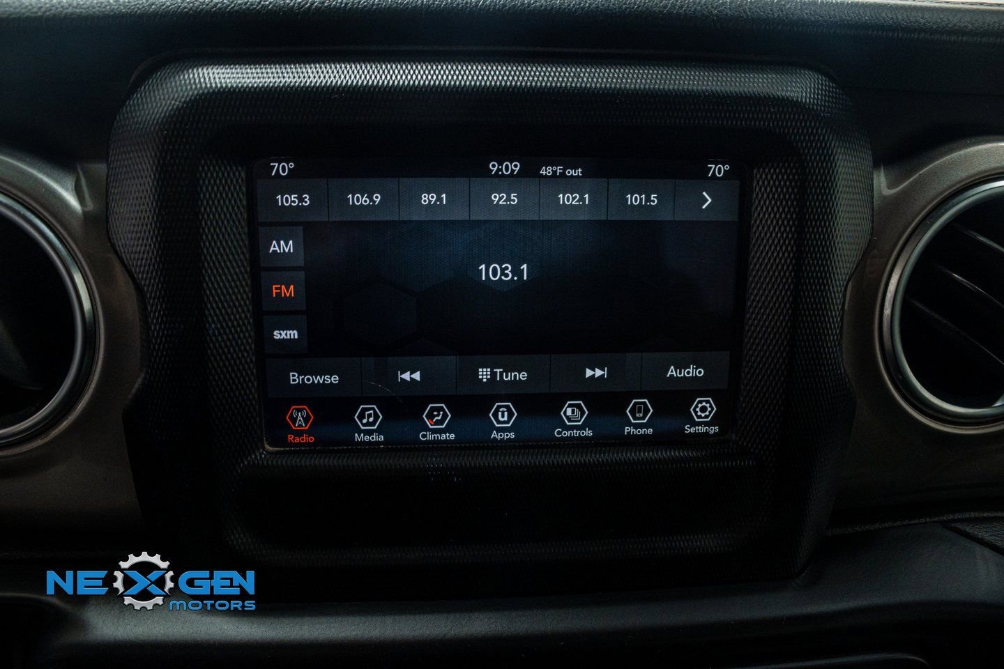 Used 2021 Jeep Wrangler Unlimited Sahara image 14