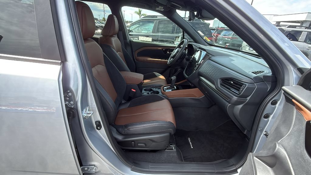 Certified 2025 Subaru Forester Touring AWD/4WD image 16