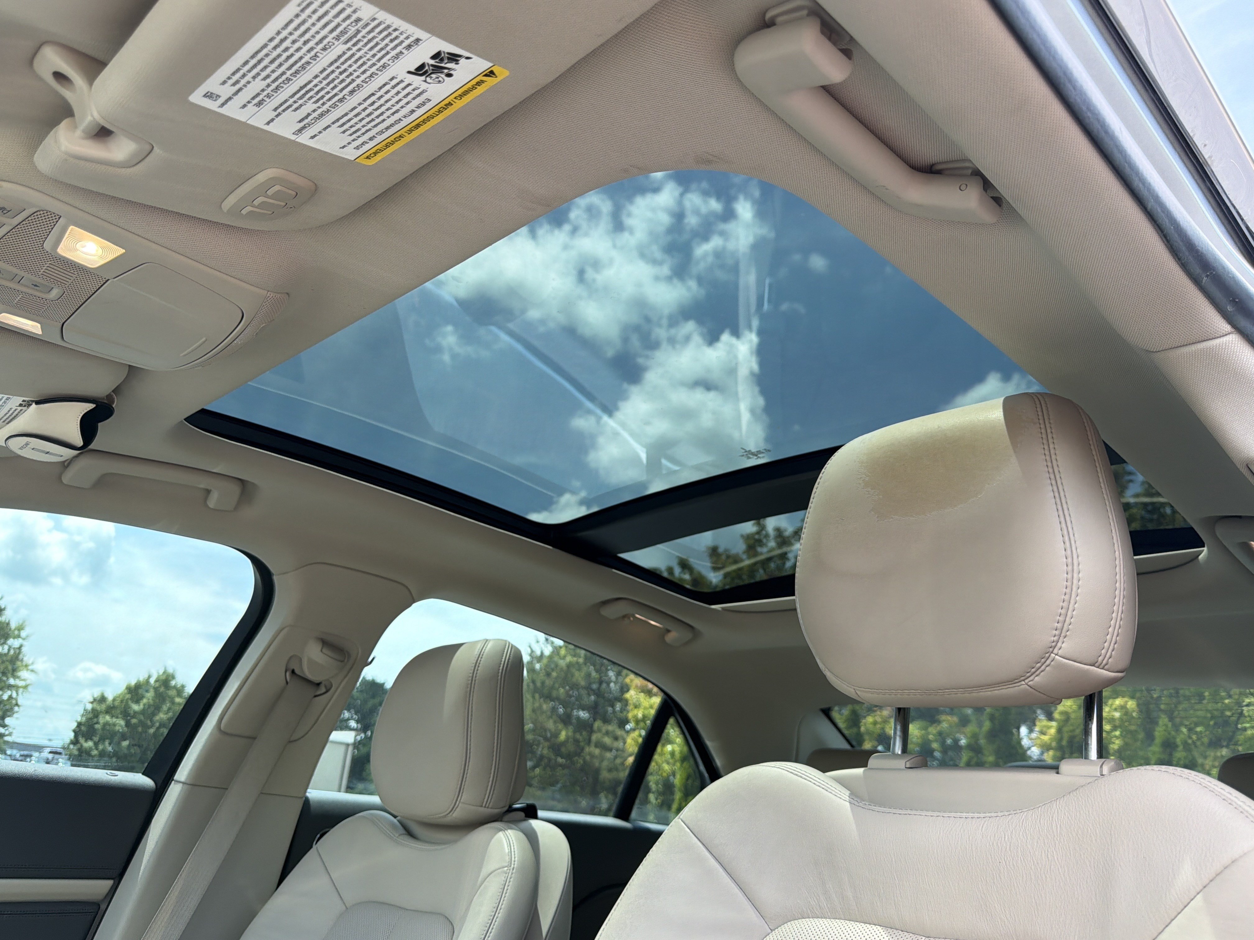 Used 2019 Lincoln Continental Select FWD image 8