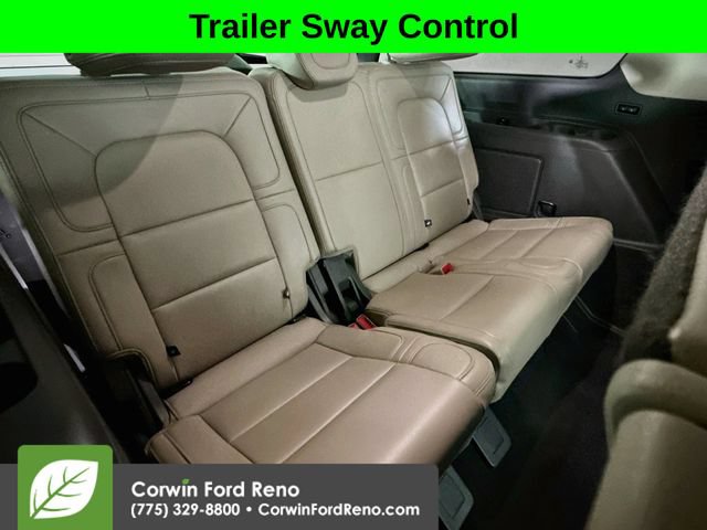 Used 2022 Lincoln Navigator Reserve AWD/4WD image 27