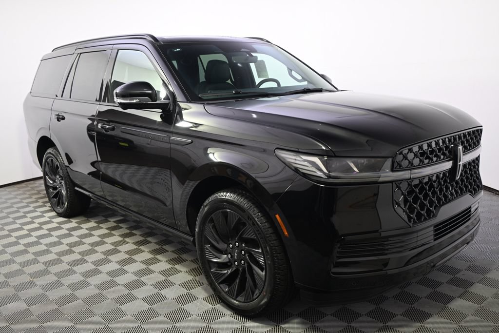 New 2027 Lincoln Navigator Reserve w/ Jet Appearance Package AWD/4WD image 8