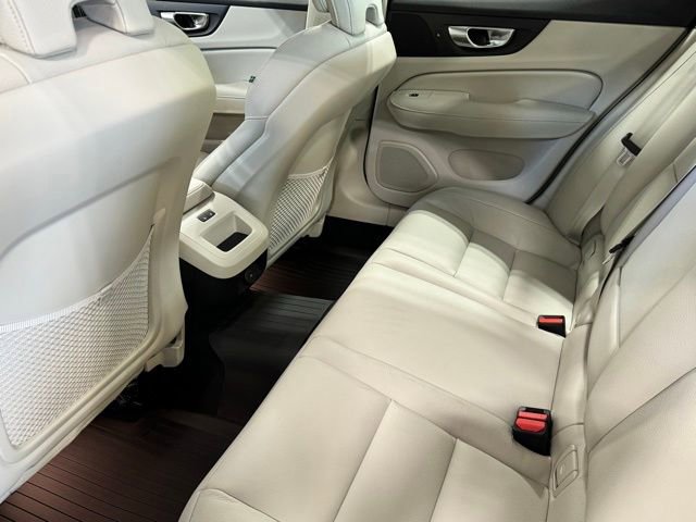 New 2024 Volvo S60 B5 Plus w/ Climate Package image 24