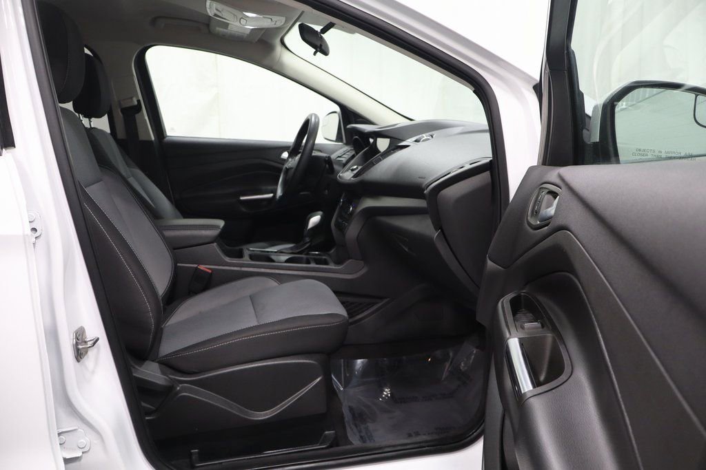 Used 2019 Ford Escape SE image 15