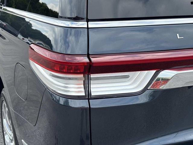 Certified 2024 Lincoln Navigator Reserve AWD/4WD image 11