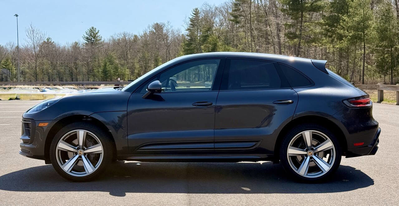 Used 2024 Porsche Macan w/ Premium Plus Package AWD/4WD image 6