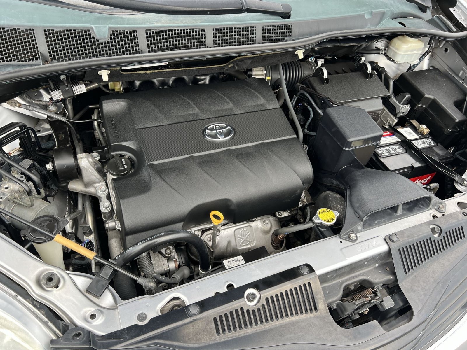 Used 2012 Toyota Sienna LE FWD image 27