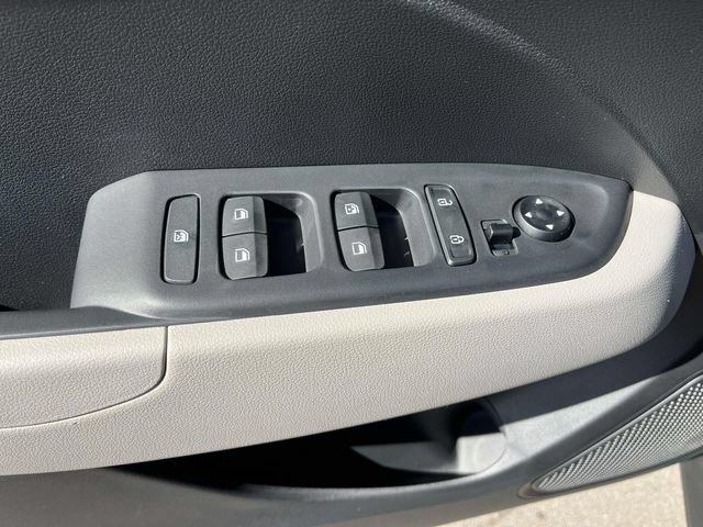 New 2026 Hyundai Venue SEL FWD image 21