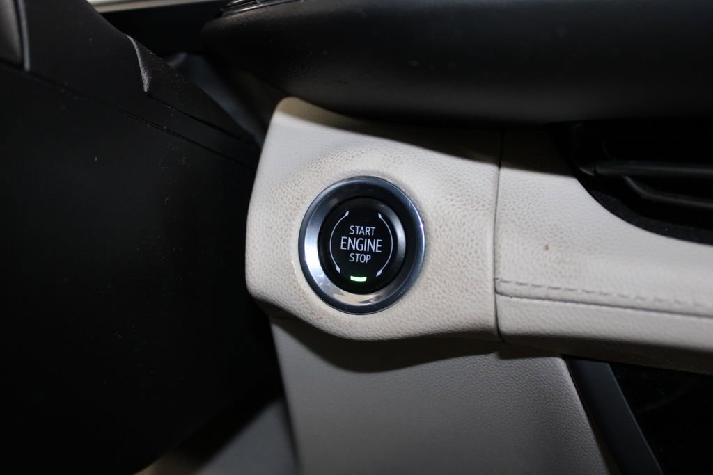 Used 2023 Buick Envision Preferred image 27