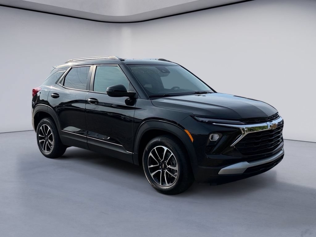 Used 2025 Chevrolet TrailBlazer LT FWD image 7