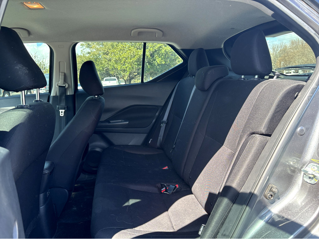 Used 2023 Nissan Kicks S FWD image 17