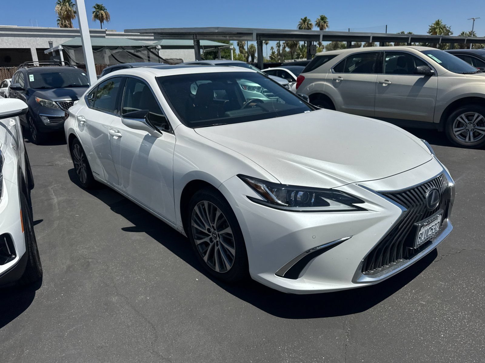 Used 2019 Lexus ES 300h w/ Premium Package FWD video 2