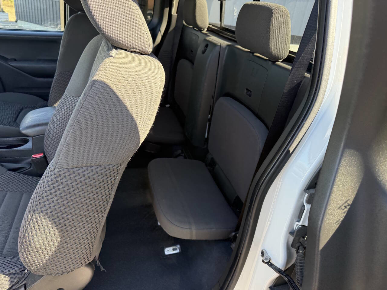 Used 2019 Nissan Frontier SV RWD image 24