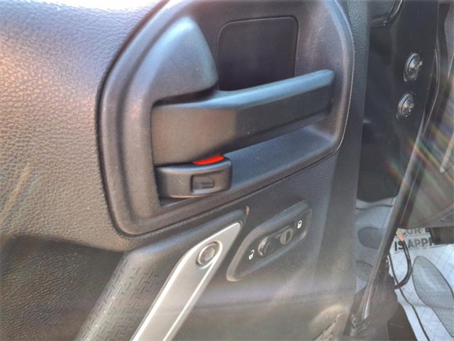 Used 2014 Jeep Wrangler Unlimited Rubicon w/ Connectivity Group image 23