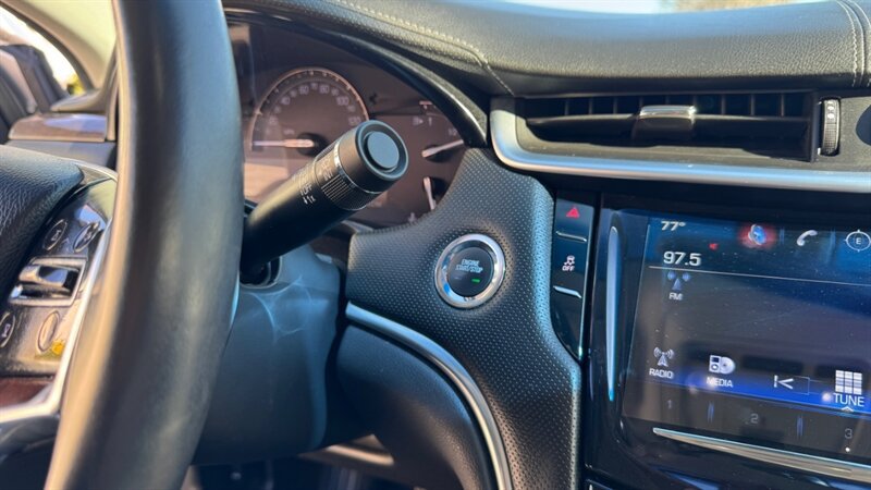 Used 2017 Cadillac XTS Luxury FWD image 5