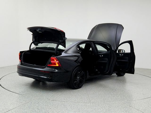 Certified 2024 Volvo S60 B5 Plus image 11