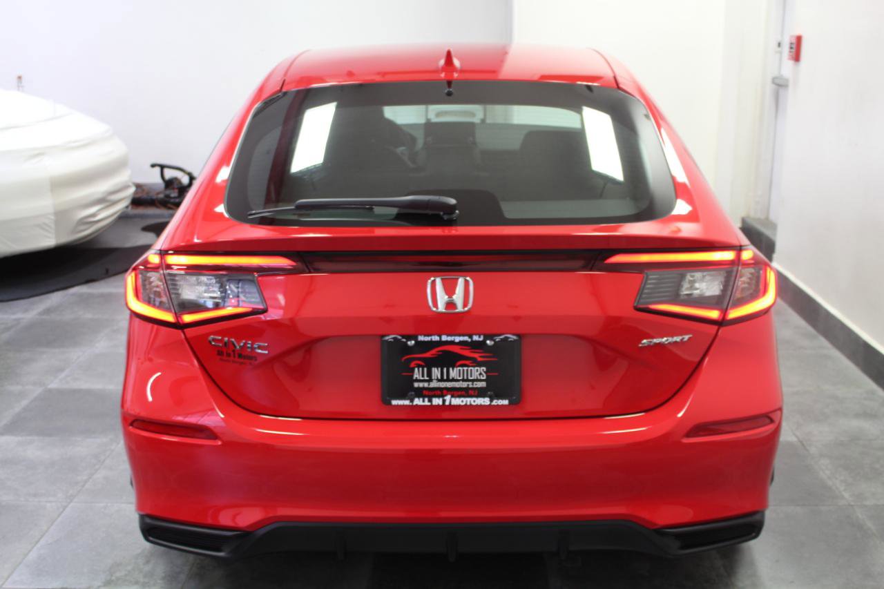 Used 2023 Honda Civic Sport image 5