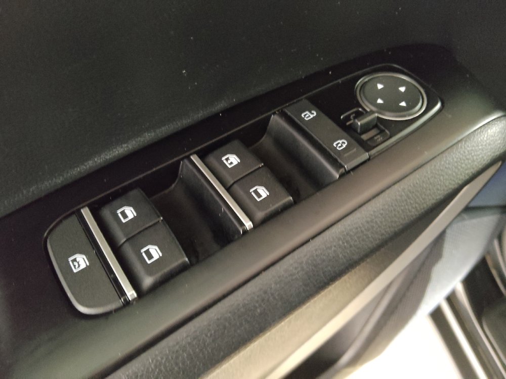 Used 2022 Kia Soul LX FWD image 27