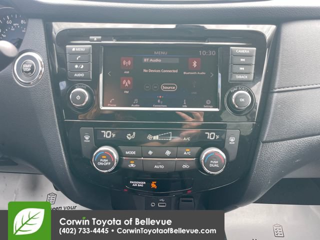 Used 2020 Nissan Rogue SV AWD/4WD image 18