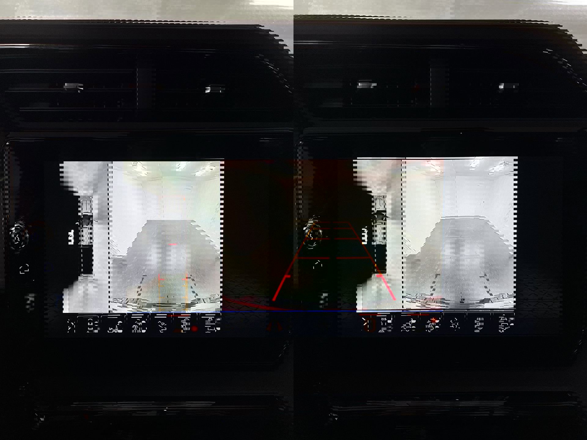 Certified 2024 GMC Sierra 2500 AT4 w/ AT4 Premium Plus Package image 88