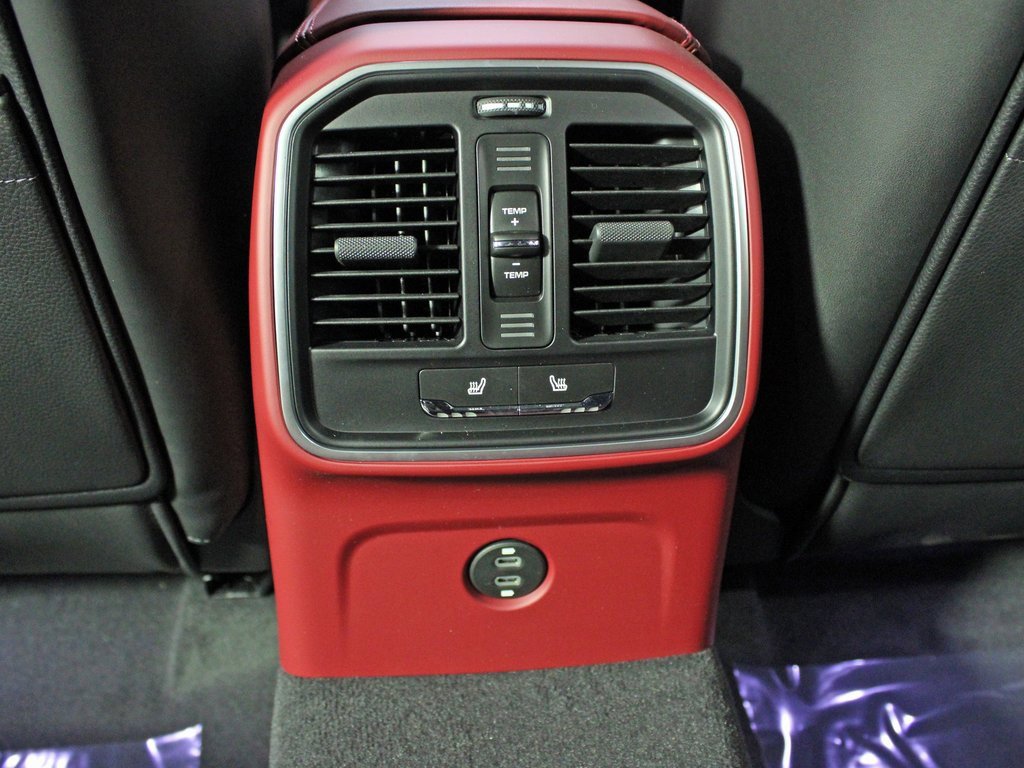 New 2026 Porsche Macan GTS image 35