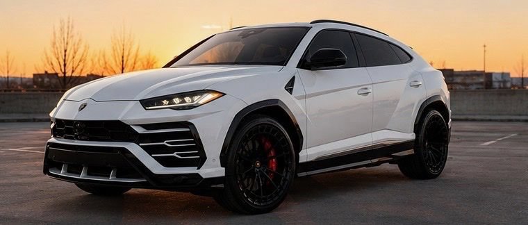 Used 2019 Lamborghini Urus AWD/4WD image 2
