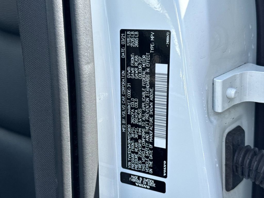 Certified 2021 Volvo V60 T5 Cross Country w/ Climate Package image 28