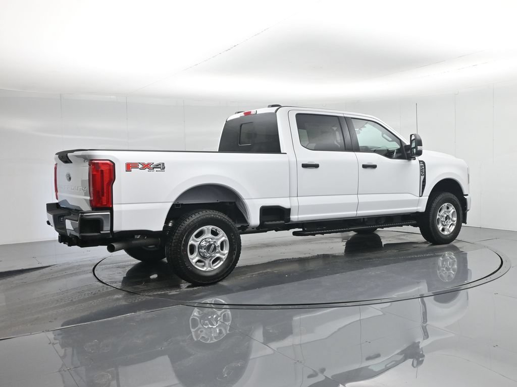 New 2026 Ford F250 XLT w/ FX4 Off-Road Package AWD/4WD image 31