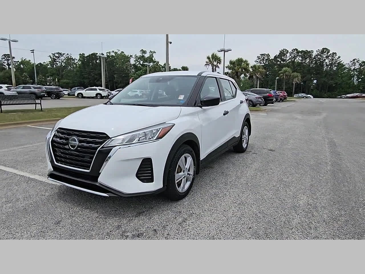 Used 2021 Nissan Kicks S FWD image 22