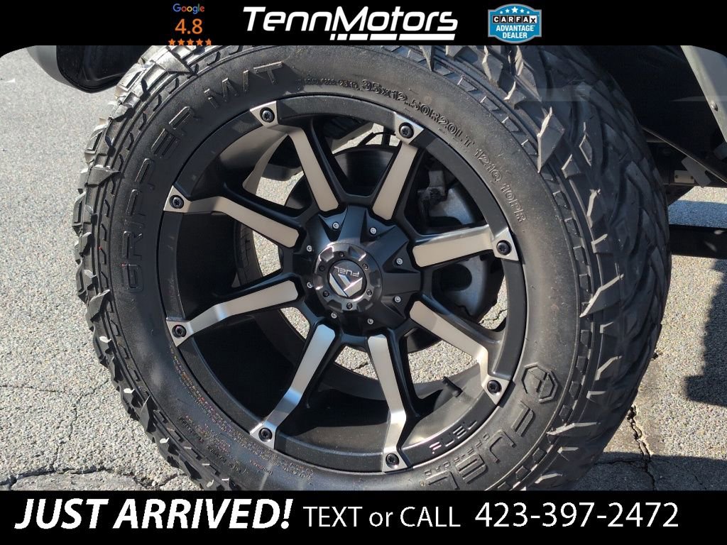 Used 2018 Jeep Wrangler Unlimited Sahara image 9