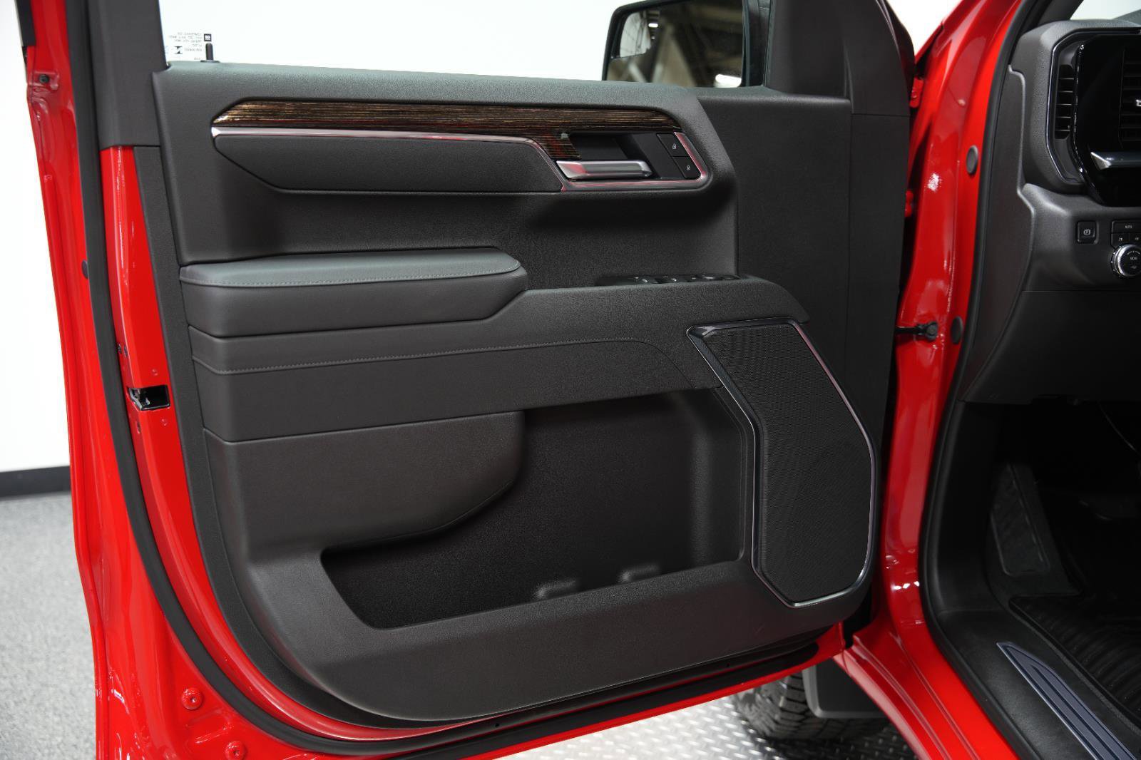 New 2026 GMC Sierra 1500 Elevation image 19