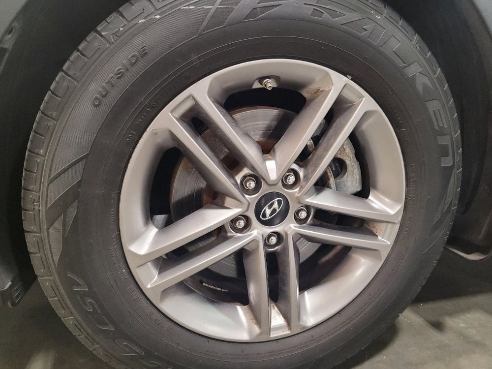 Used 2018 Hyundai Santa Fe Sport image 31