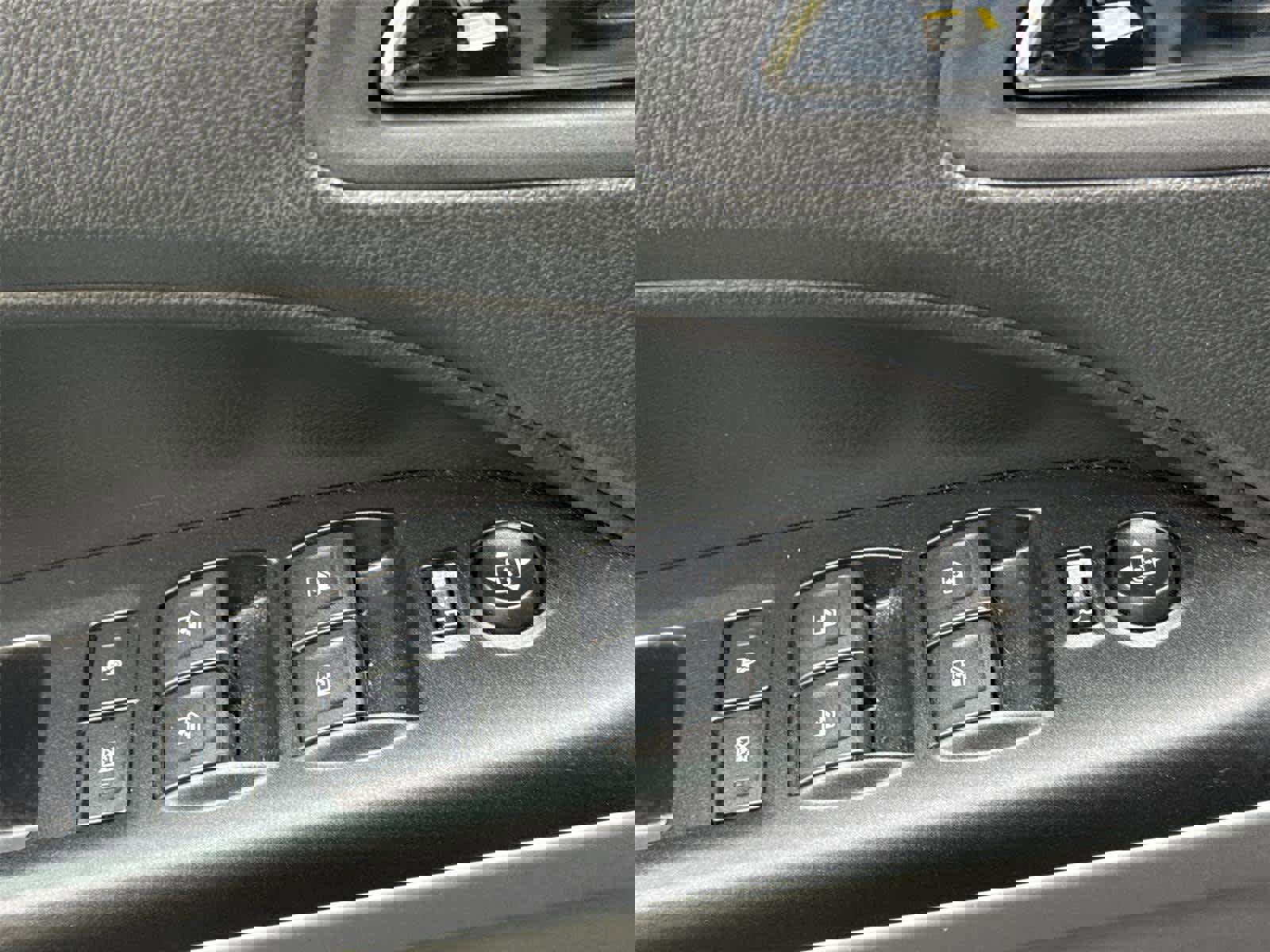 Used 2022 Chevrolet Colorado LT w/ LT Convenience Package image 22