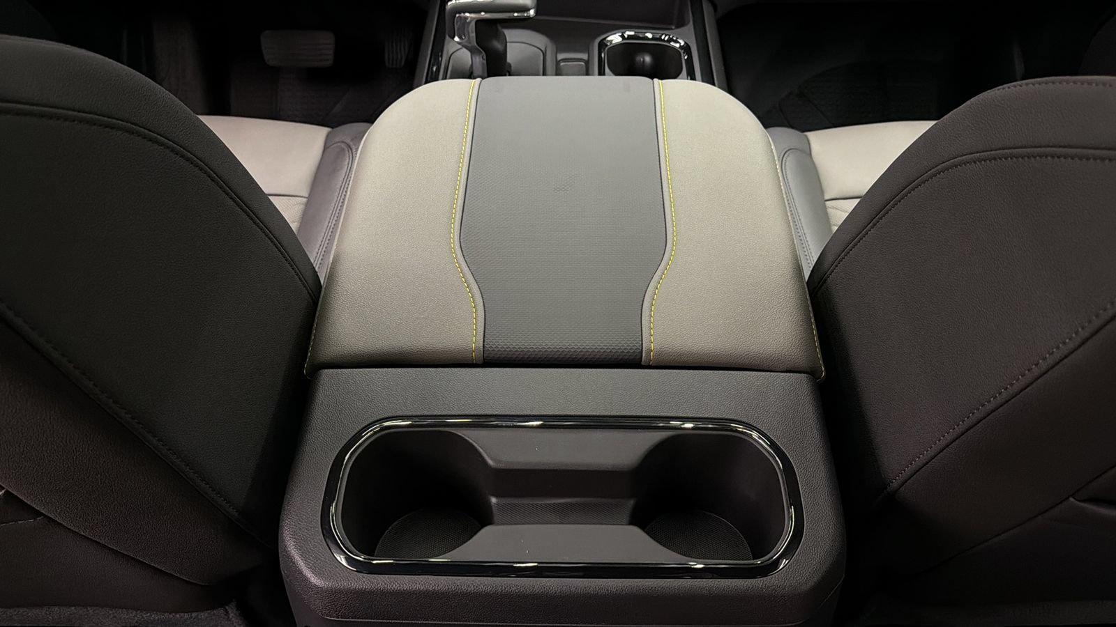 Used 2026 Chevrolet Silverado 1500 ZR2 w/ LPO, Dark Essentials Package AWD/4WD image 38