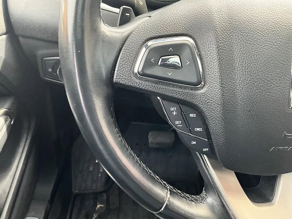 Used 2015 Lincoln MKC FWD w/ Equipment Group 101A Select image 30