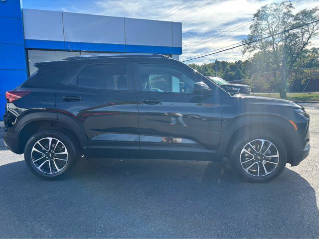 Used 2025 Chevrolet TrailBlazer LT image 11