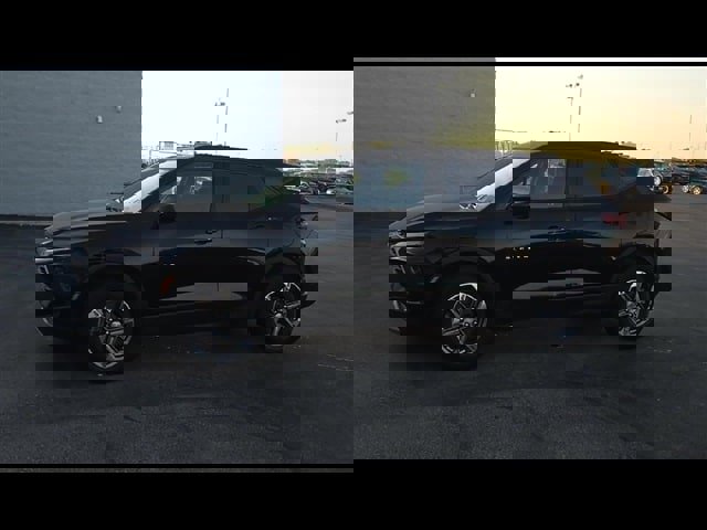 Certified 2023 Chevrolet Blazer LT w/ Convenience Package image 5