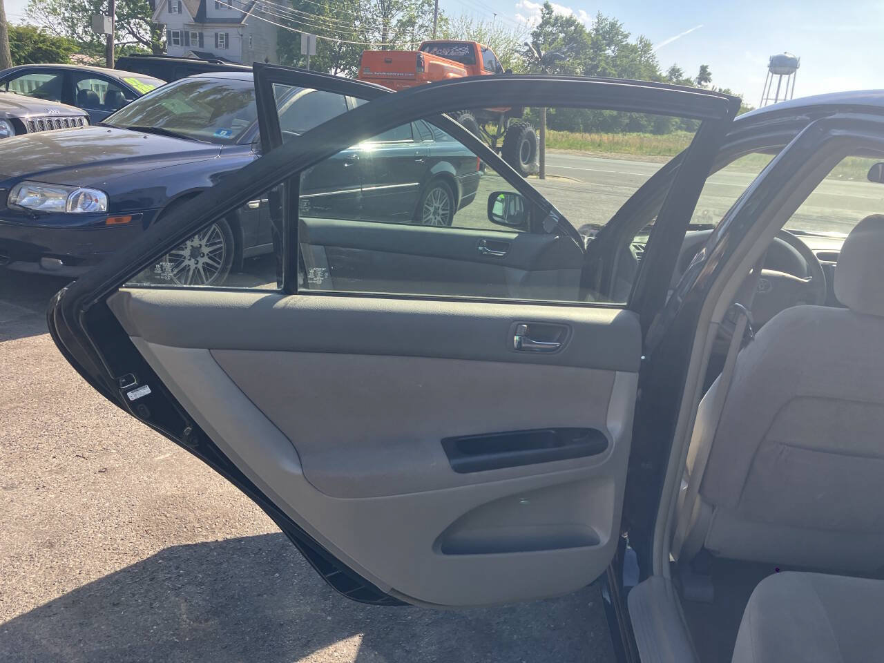 Used 2006 Toyota Camry LE FWD image 14