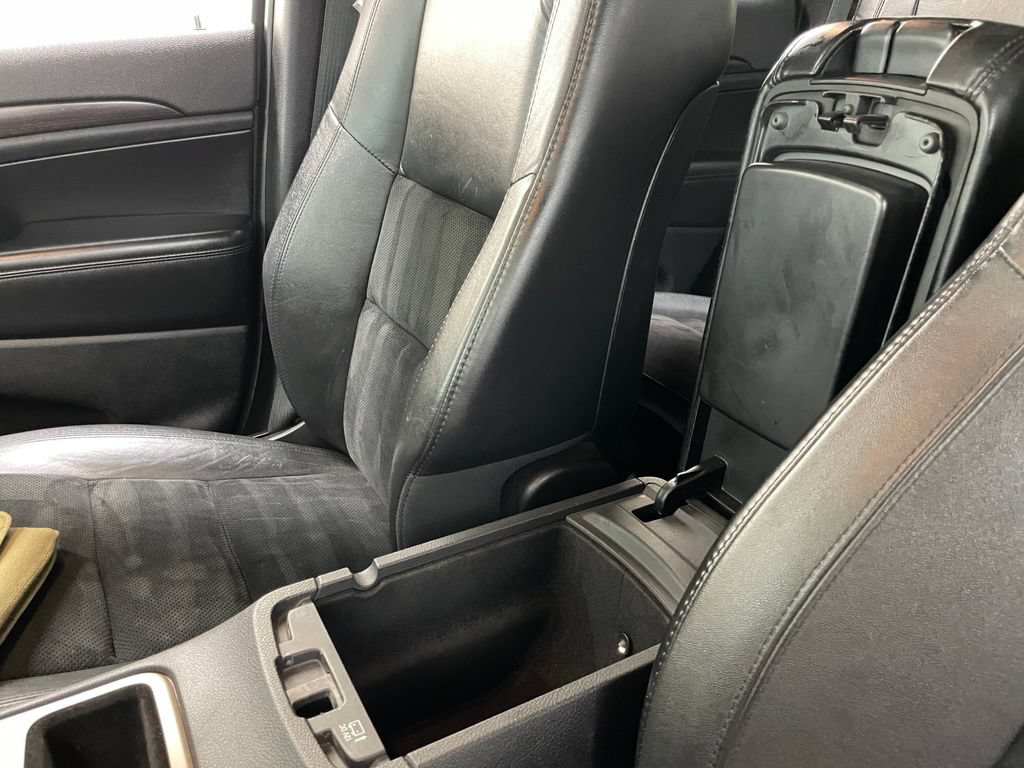 Used 2014 Jeep Grand Cherokee Altitude AWD/4WD image 32