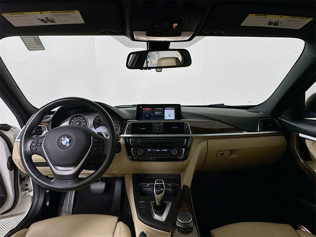 Used 2018 BMW 328d xDrive Sedan image 3