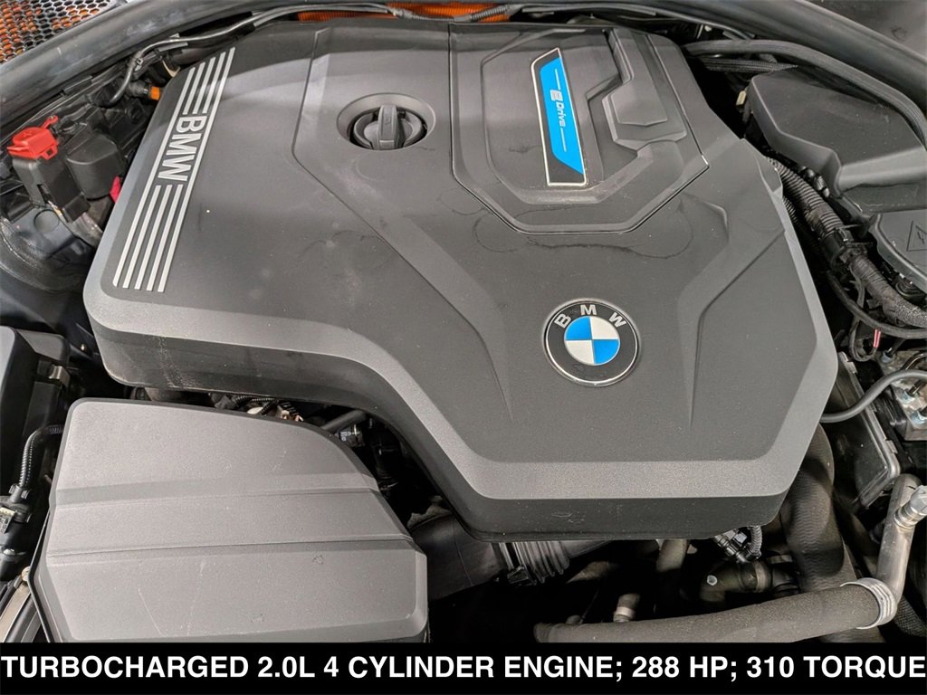 Certified 2023 BMW 330e xDrive 330e xDrive w/ Driving Assistance Package image 11