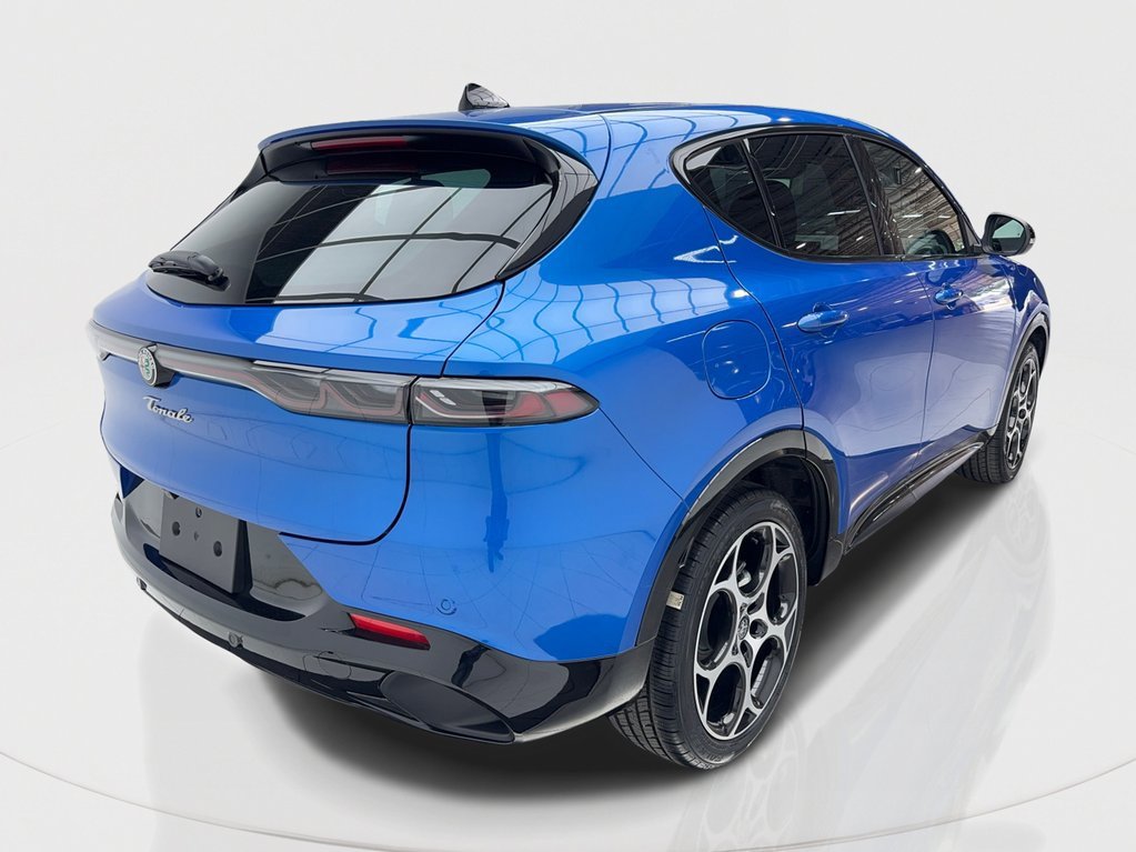 New 2025 Alfa Romeo Tonale w/ Premium Package image 8